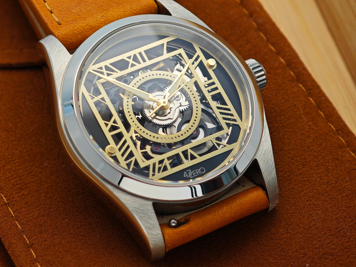 Le Boulevardier – Double Black & Gold 36 – Caseback Watches